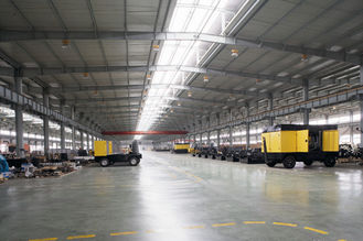 China Pre-engineering Industrial Metal Buildings For Agricultural And Farm Building supplier