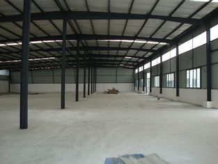 China Changable Standard Pre-engineered Building Steel Shed Metal Workshop Fabrication supplier