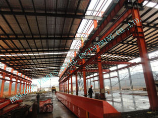 China Garments ASTM Steel Framed Buildings , Prefab 82 X 100 Light Industrial Steel Workshop supplier