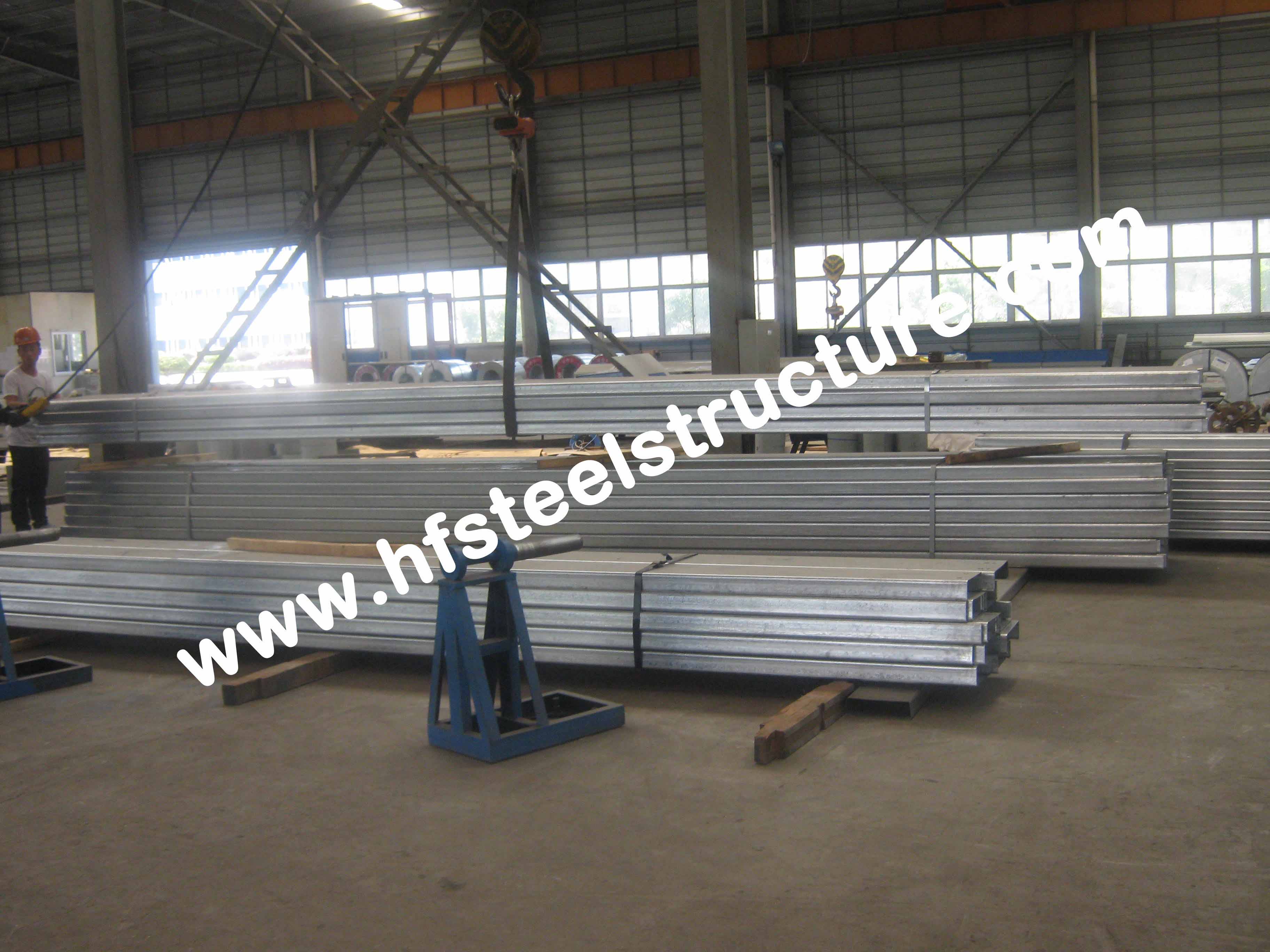 Light Weight Z / C Purlin Steel Building Kits With Thickness 1.8 - 3.0mm