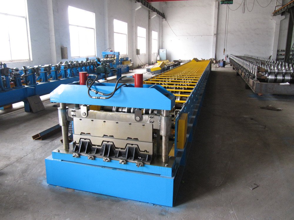 Floor Deck Roofing Sheet Forming Machine PLC Panasonic For Steel Structure
