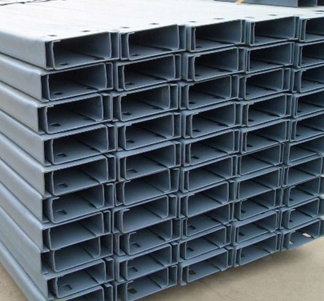 Common-used C and Z Section Galvanised Steel Purlins For Fix Roof And Side Claddings